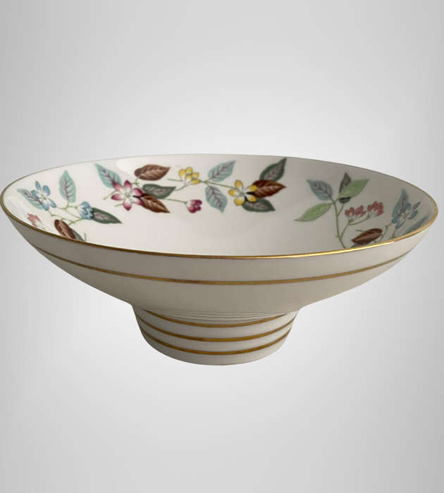 Minton Cherrydown Footed Fruit Bowl S.700  Bone China, Made in England  22cm