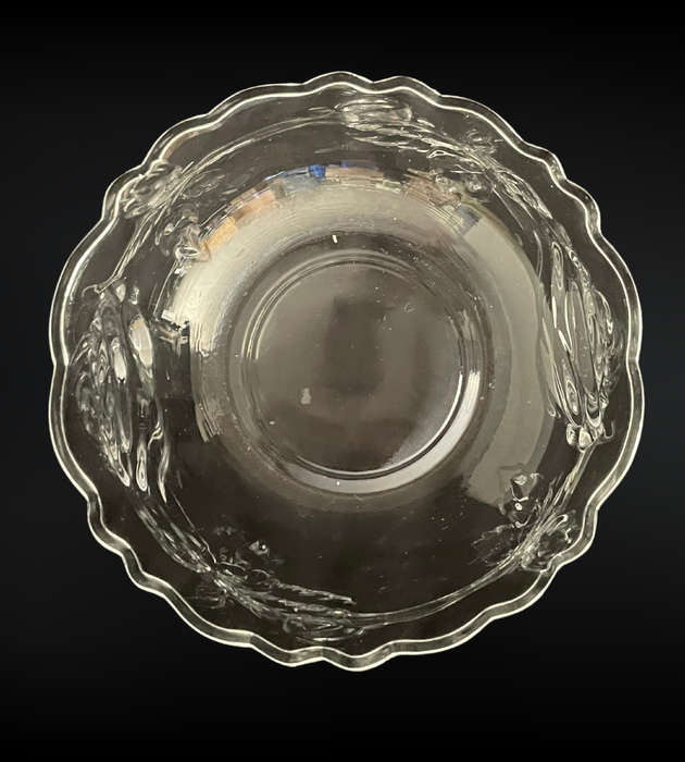 Vintage Heavy Pressed Glass Serving Bowl with Rose Design, Scalloped Edge, 23 cm Diameter