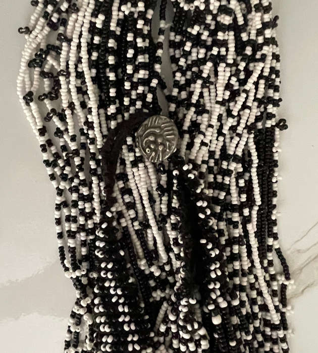 Original Abacus 39-Strand Traditional Zulu Hand-Beaded Necklace  411g  Black & White  46cm Length