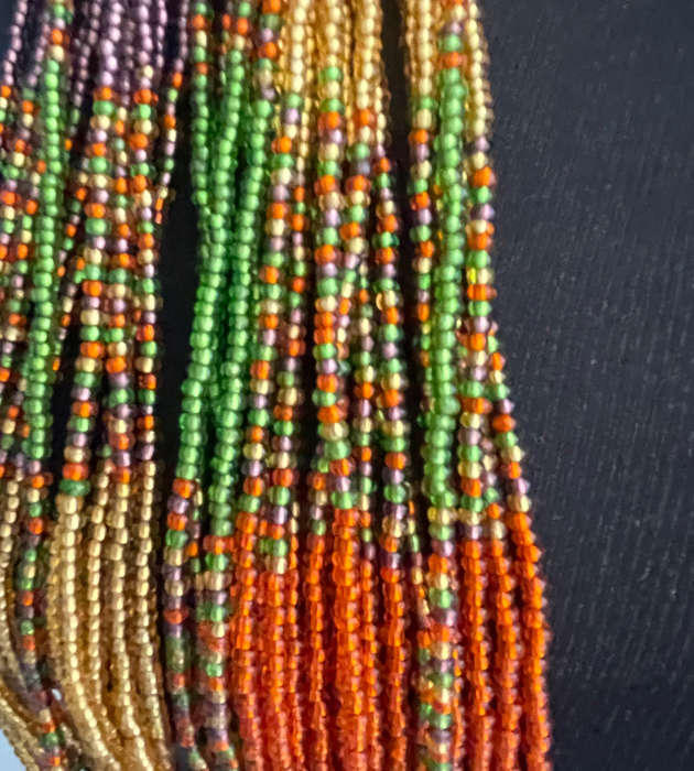 Original Abacus 32-Strand Traditional Zulu Hand-Beaded Necklace  372g  52cm Length (#AB1)