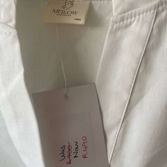 White Cotton-Linen Sleepwear Tunic with Collar Split Neck  Size Large (Fits SA 40-42)
