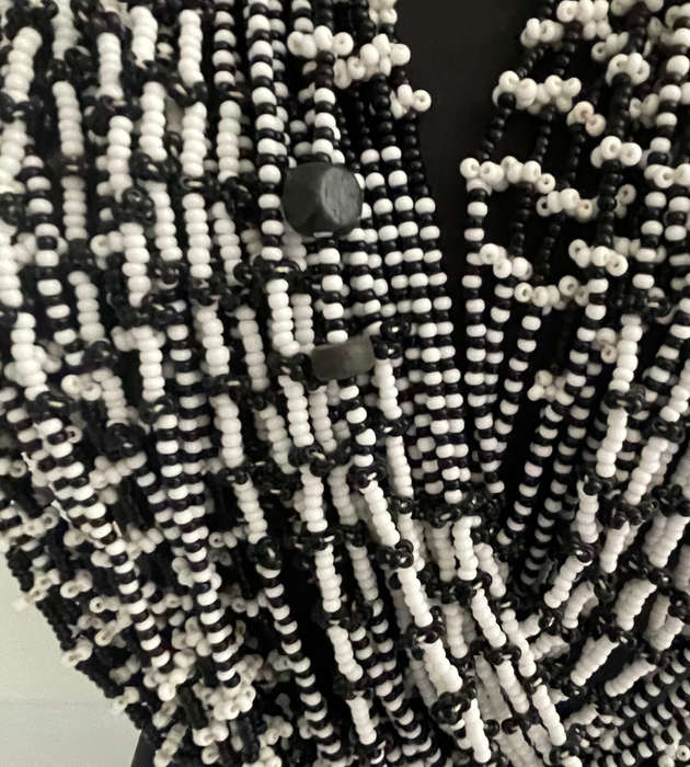 Original Abacus 38-Strand Traditional Zulu Hand-Beaded Necklace  557g  Black & White  48cm Length