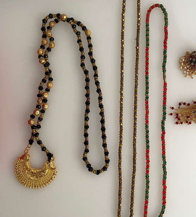 Vintage HUIMEI JEWELRY Set  2 Pairs Eastern-Style Earrings & 3 Necklaces in Velvet Box