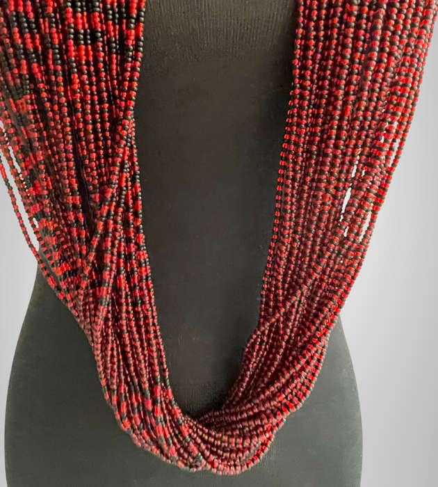 Original Abacus 34-Strand Traditional Zulu Hand-Beaded Necklace  507g  Red & Black  61cm Length