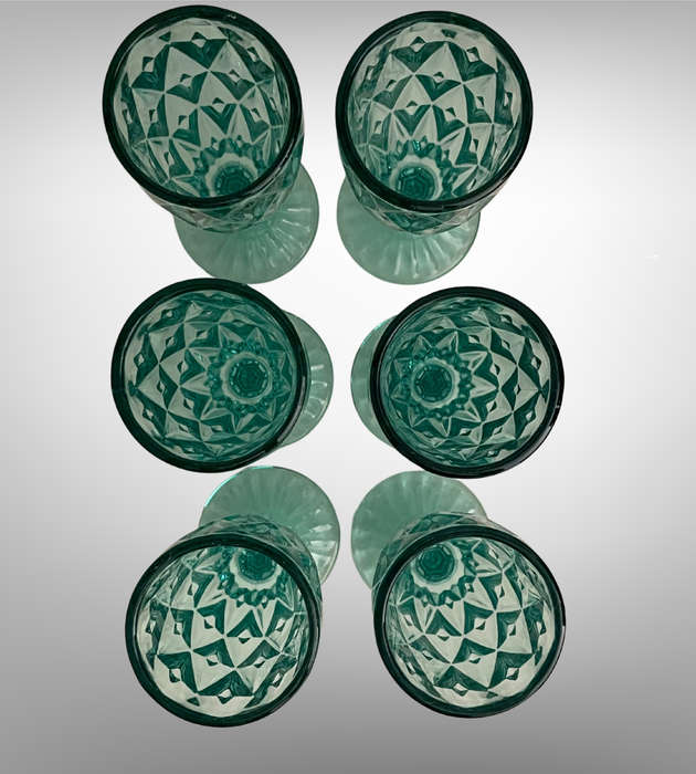Set of 6 Green Champagne Flutes | 300ml Diamond Pattern Pressed Glass | Vintage Style | Used