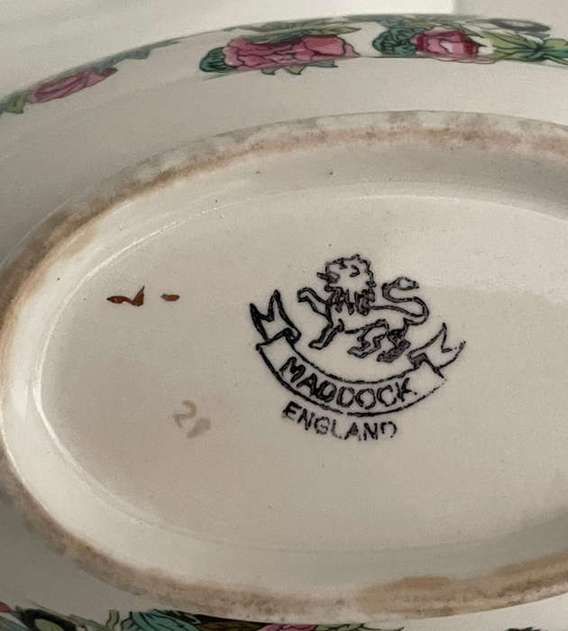 1930s John Maddock & Sons Indian Tree Sauce Boat with Matching Saucer  Royal Vitreous, England