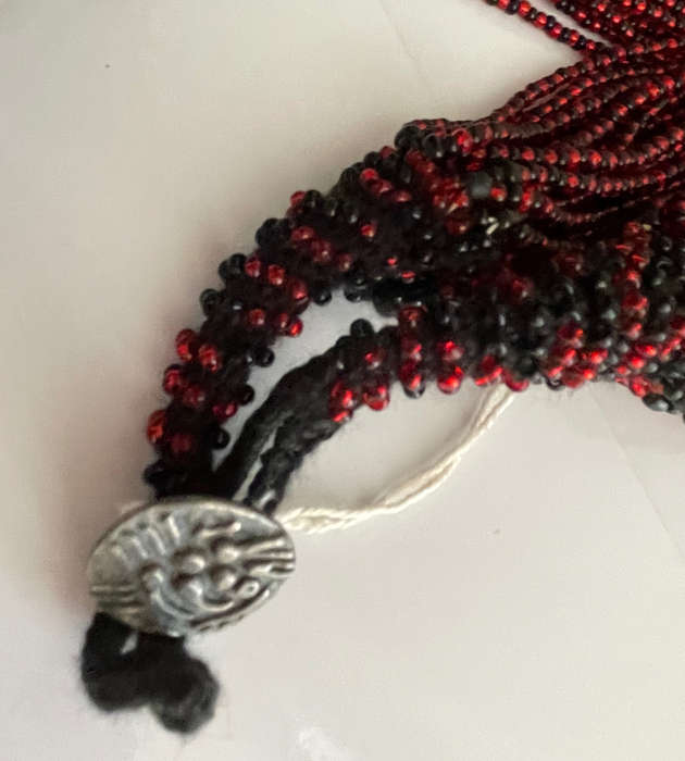Original Abacus 34-Strand Traditional Zulu Hand-Beaded Necklace  507g  Red & Black  61cm Length