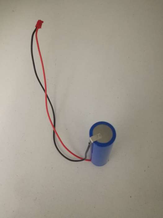 18650 WITH A CABLE