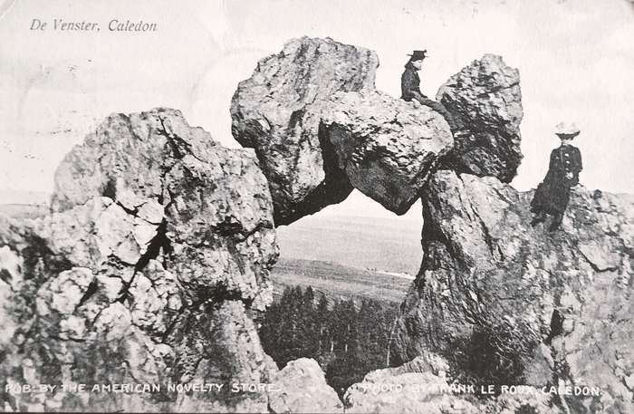 Vintage Post card - Caledon - De Venster (used)
