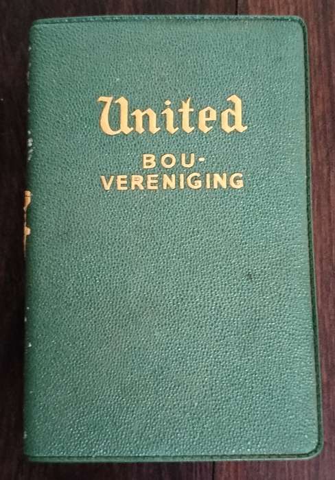 Vintage United Building Society/Bouvereniging money box / savings bank / piggy bank (Green)