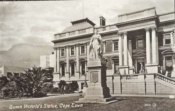 Antique Post card - Cape Town - Queen Victoria statue