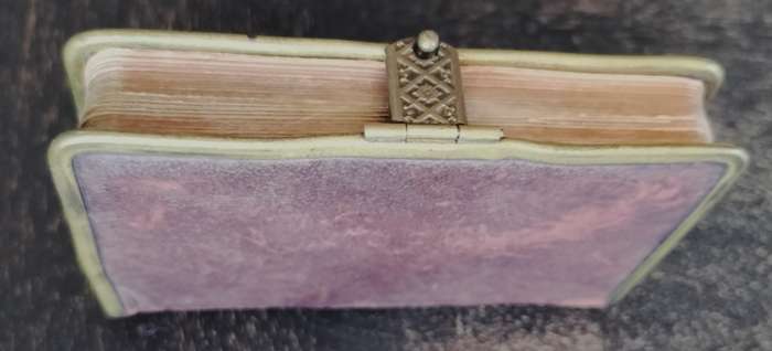 Small leather bound Psalmen Gezangen (Dutch song book)