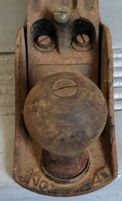 Vintage rusted #4 wood plane - Made in England - For the restorer