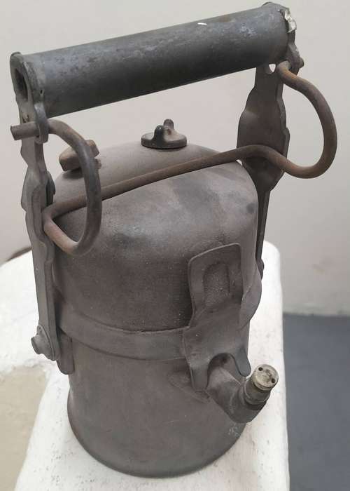 Vintage carbide lamp without reflector