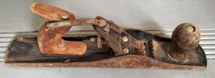 Vintage wood plane #5 - no manufacturer details - incomplete - for the restorer