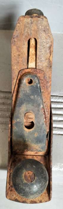 Vintage wood plane - unknown manufacturer - poor condition - for the restorer