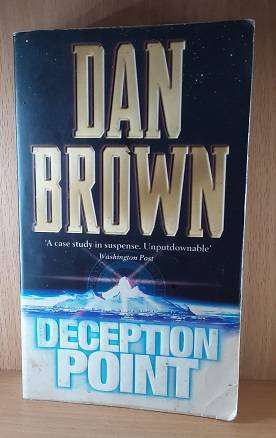 Books : Deception Point , Dan Brown  ( paperback )