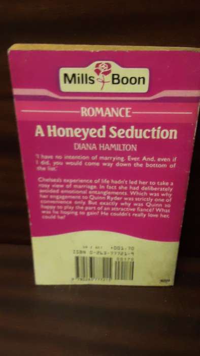 Book -  A Honeymoon Seduction , Diana Hamilton