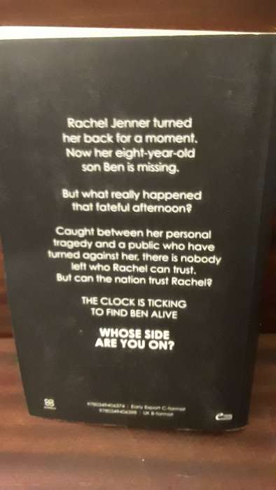 Book -  Burnt Paper Sky , Gilly Macmillan