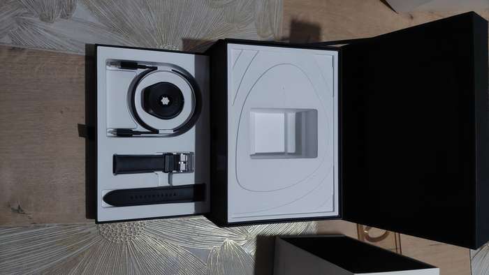 Montblanc summit 3 smart watch