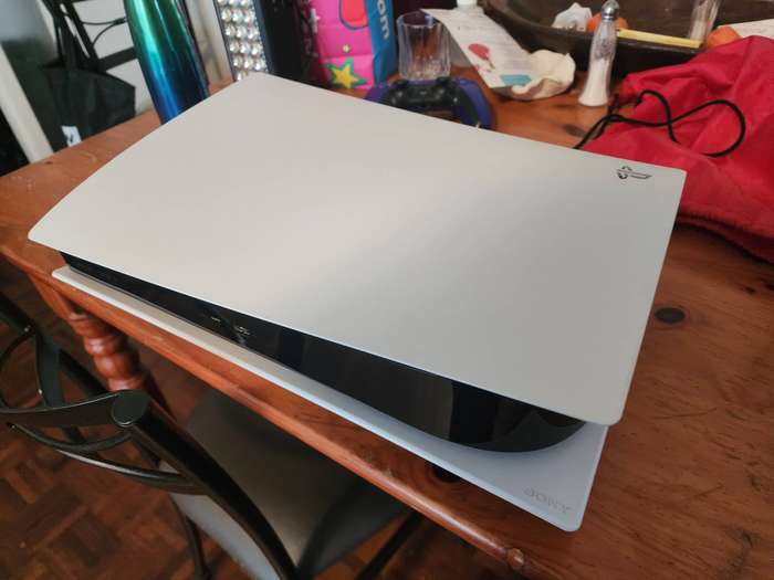Sony Playstation 5 Disk Edition 825GB (Excellent condition)