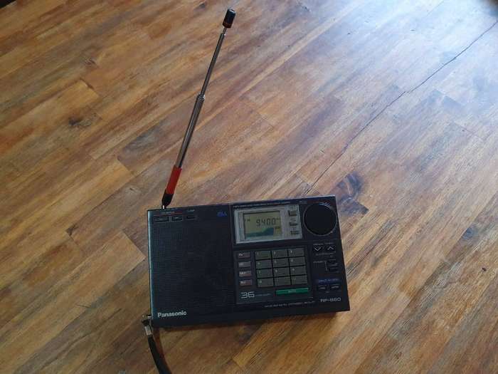 Vintage Panasonic RF-B60 Shortwave Radio