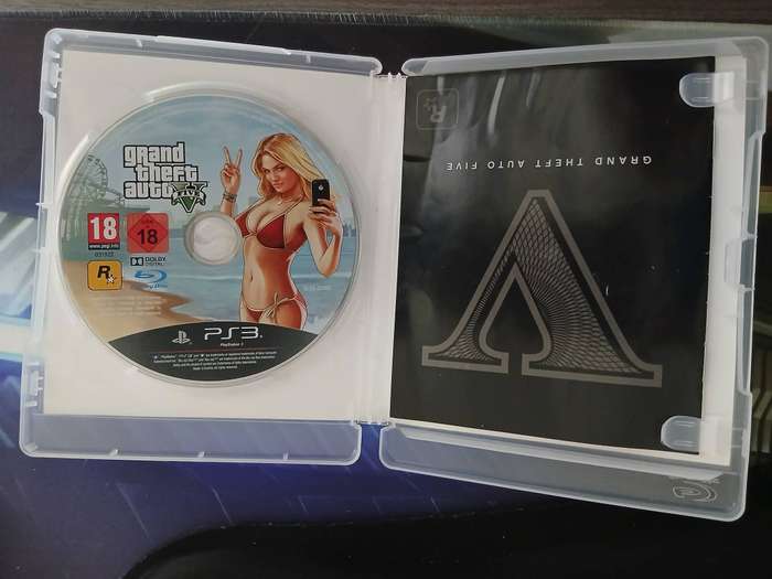 Grand Theft Auto V 5 [PS3]