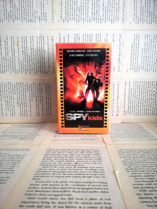 Spy Kids - Movie VHS Tape (2001) [VHS]