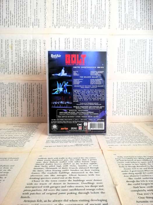 Shostakovich - Bolt (LE BOULON) / BOLSHOI BALLET / BOLSHOI THEATRE ORCHESTRA [DVD]