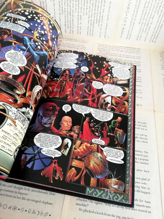 Daredevil: Guardian Devil (Marvel Ultimate Graphic Novel Collection #17) [Graphic Novel]