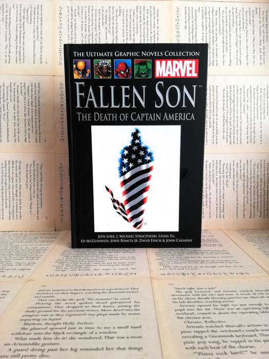 Fallen Son: The Death of Captain America (Marvel Ultimate Graphic Novel Collection #51)