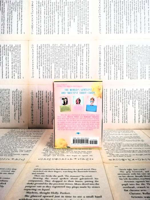 Guardian Angel Tarot Cards: A 78-Card Deck and Guidebook