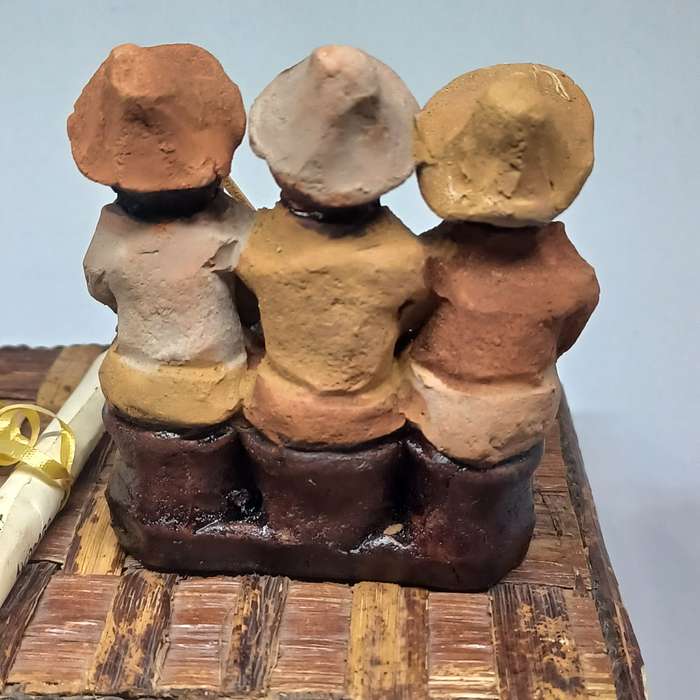 BEER DRINKERS IN A BOX! - Handmade Clay sculpture in  Banana Fibre Box - BY KENYAN ARTIST KIARIE
