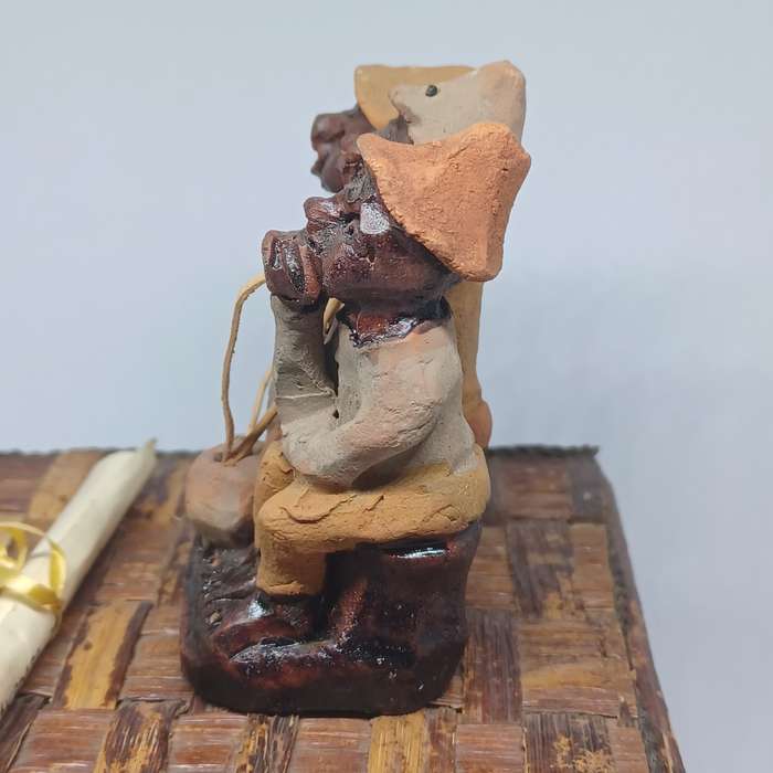 BEER DRINKERS IN A BOX! - Handmade Clay sculpture in  Banana Fibre Box - BY KENYAN ARTIST KIARIE