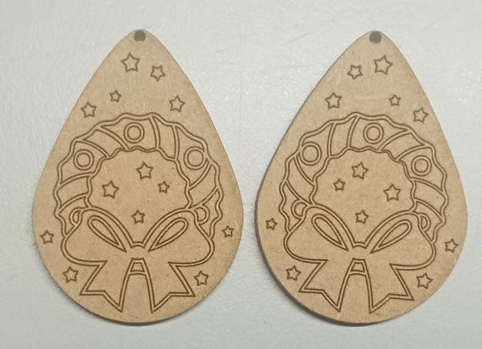 Teardrop shaped, engraved christmas themed earring blanks (pair)