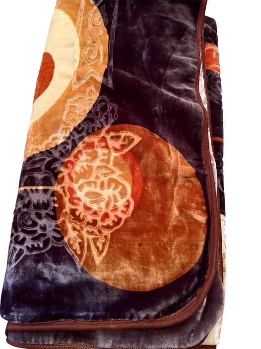Premium 1-Ply Mink Blanket  Velvety Soft & Reversible Design by Dolphin
