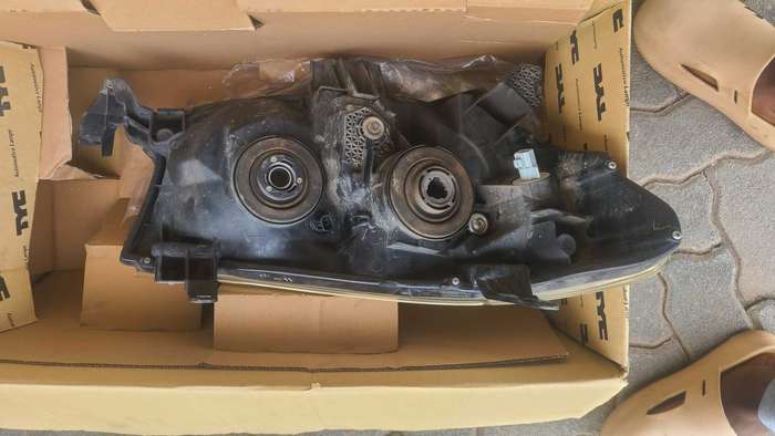 Toyota Fortuner 2007-2010 compatible Headlight L/S