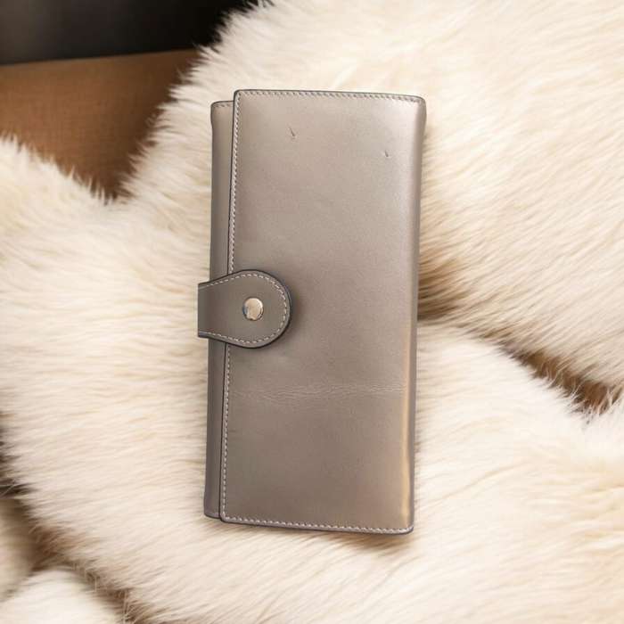 Women's genuine leather clutch wallet with card holder organizer ideal gift
