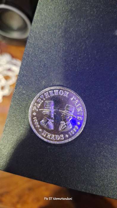Tails and head coin