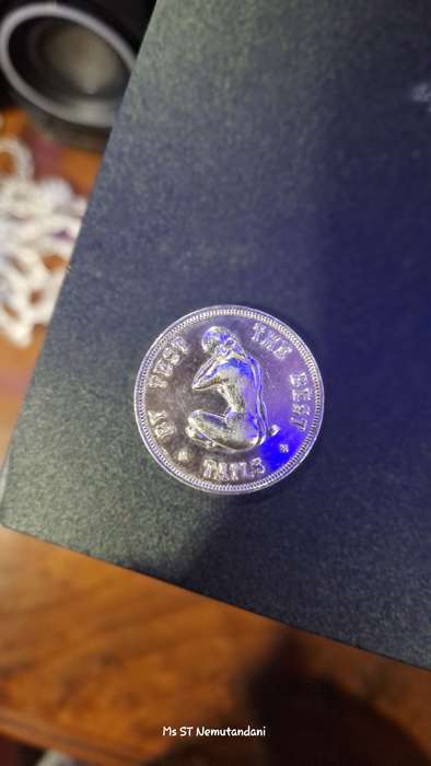 Tails and head coin