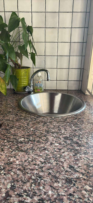 Oak Kitchen Cupboard Set with Granite Tops, Hob & Sink  Excellent Condition