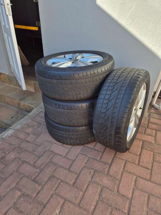 4 Original Mercedes-benz Rims 255/50 R19 ML Series