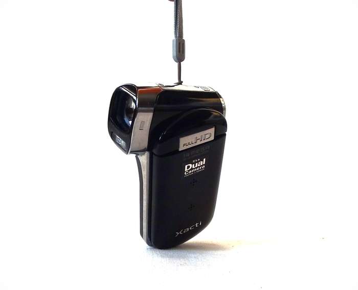 Sanyo Xacti VPC-CG100EX FULL HD, DUAL-CAMERA-VIDEO Pocket Camcoder