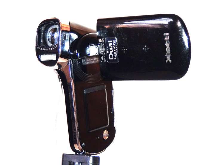 Sanyo Xacti VPC-CG100EX FULL HD, DUAL-CAMERA-VIDEO Pocket Camcoder
