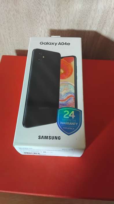 OPEN BOX,BRAND NEW SAMSUNG GALAXY A04E/BEAUTIFUL PICTURES AND HUGE BATTERY