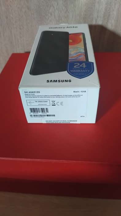 OPEN BOX,BRAND NEW SAMSUNG GALAXY A04E/BEAUTIFUL PICTURES AND HUGE BATTERY