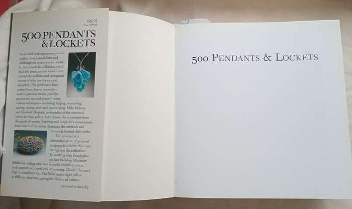 500 Pendants & Lockets