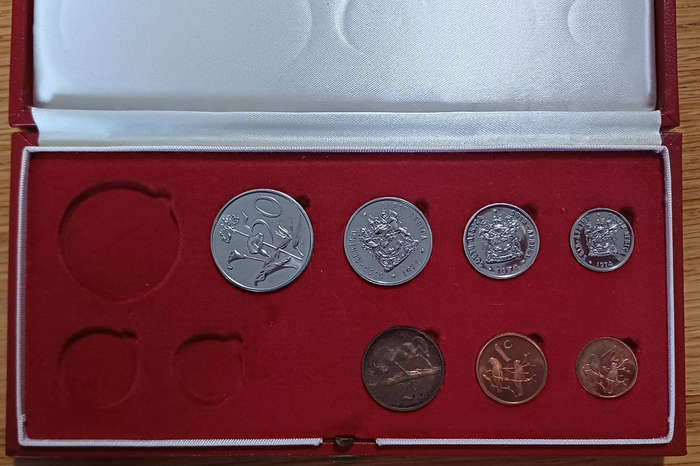 Partial 1974 Proof Set - No R1 (50 cent - ½ cent)