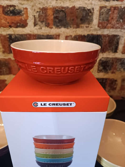 6 Piece Le Creuset Bowls