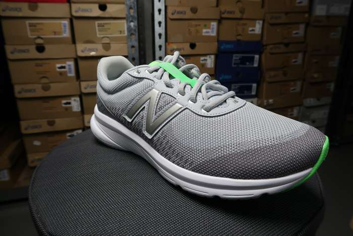 New Balance M411 RG2 (2E-Wide) Mens uk 11